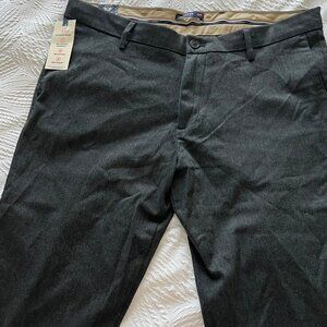 Men's Dockers Slim Fit Signature Khaki Charcoal 38x34 NWT